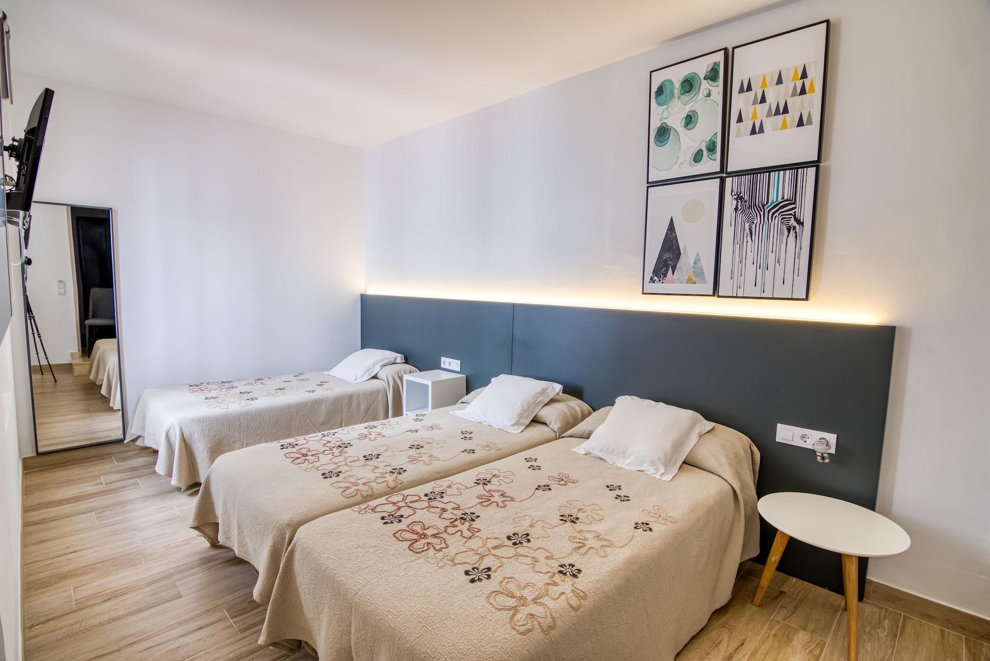 Hostal La Isla Mahon  Ngoại thất bức ảnh