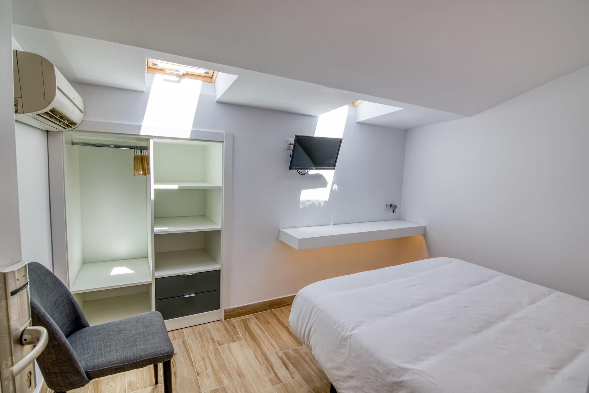 Hostal La Isla Mahon  Ngoại thất bức ảnh