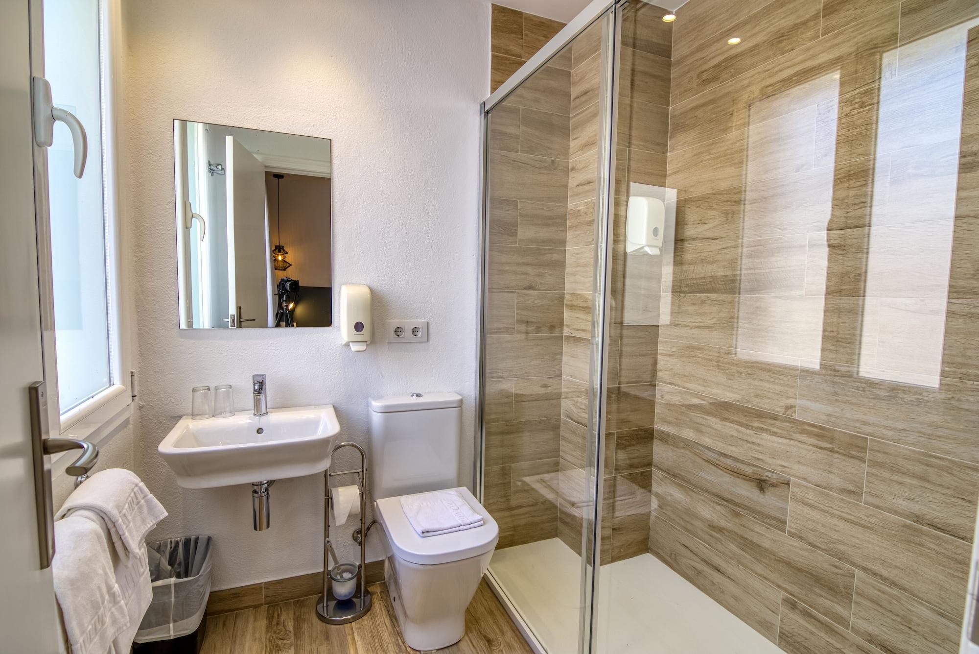 Hostal La Isla Mahon  Ngoại thất bức ảnh