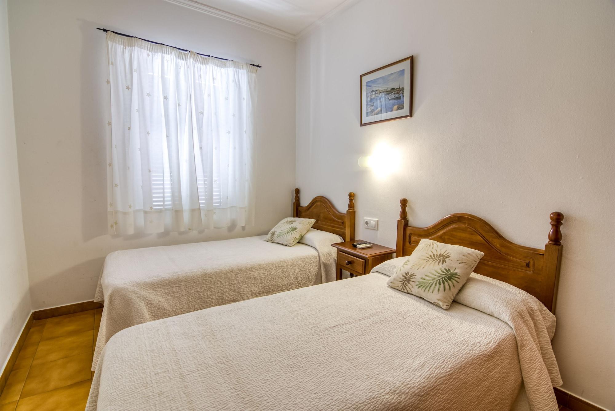 Hostal La Isla Mahon  Ngoại thất bức ảnh