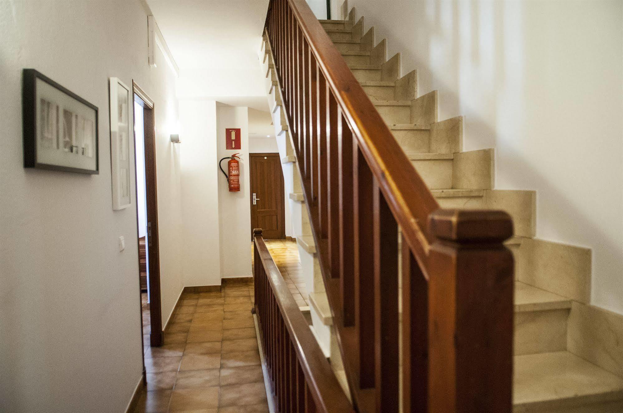 Hostal La Isla Mahon  Ngoại thất bức ảnh