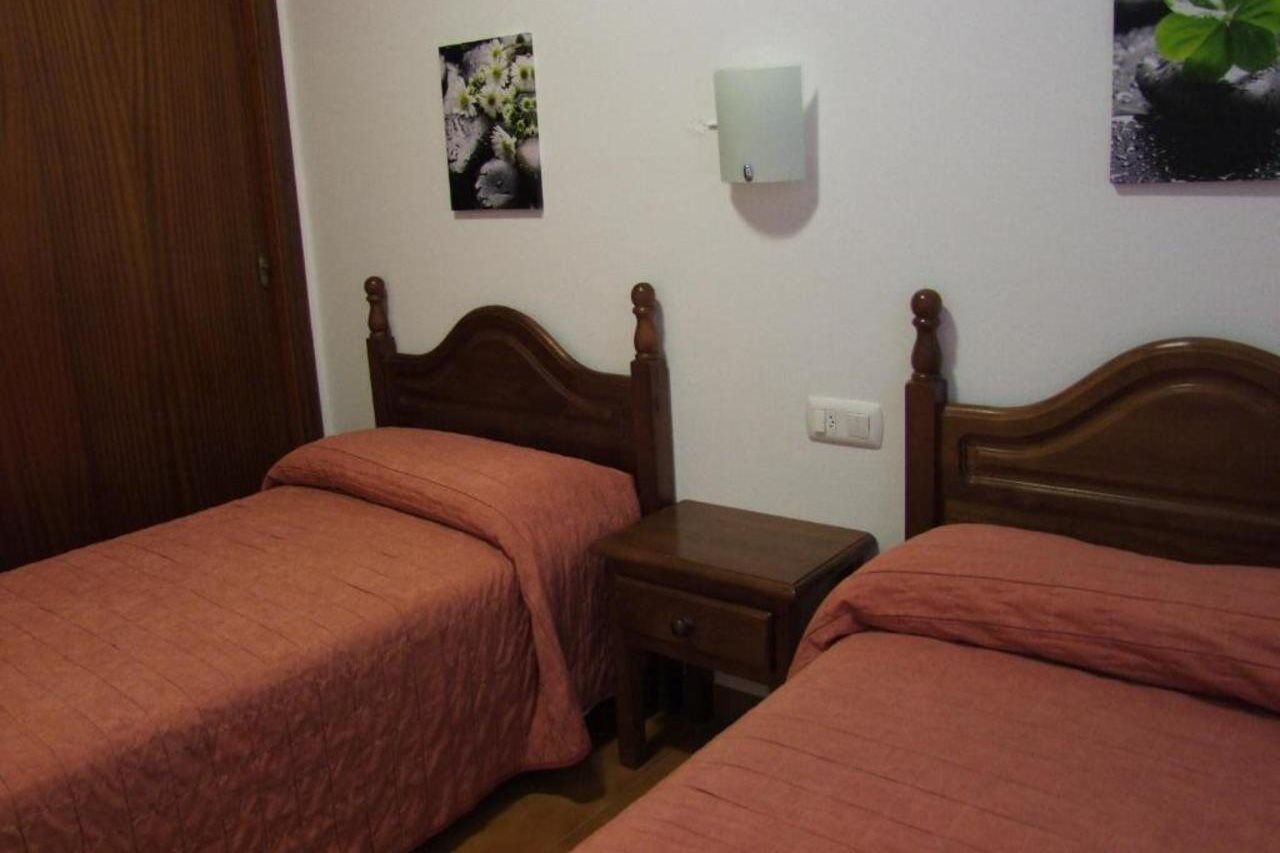 Hostal La Isla Mahon  Ngoại thất bức ảnh